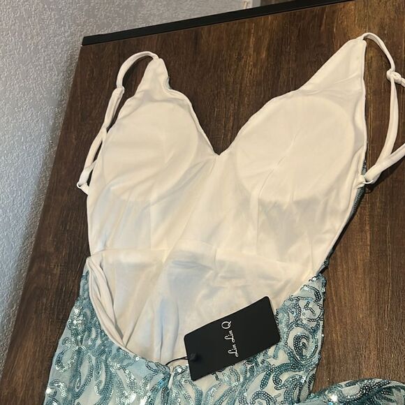 NWT Lin Lin Q Open Back Sequin Wedding Deep V Spaghetti Straps Baroque Dress - Picture 11 of 15